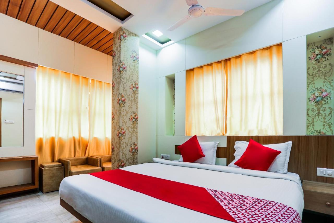 Oyo 16163 Hotel Shri Hari Ujjain Exterior photo